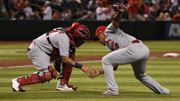 cardinals-yadier-molina.jpg